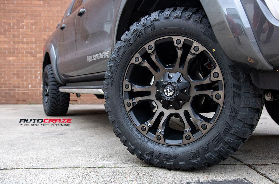 FORD-RANGER-VAPOR-BLACK-MACHINED-WITH-DARK-TINT